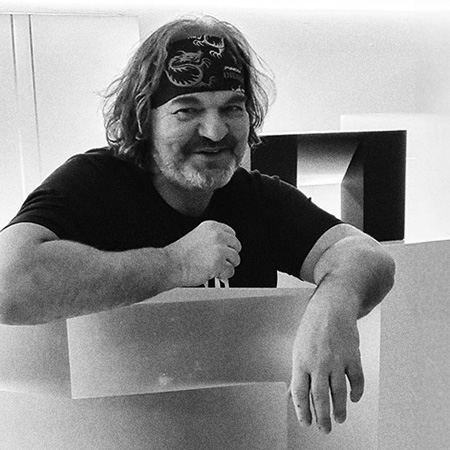 Jaroslav Wasserbauer Glassart - Glass Gallery Stölting - Wasserbauer profile SQ