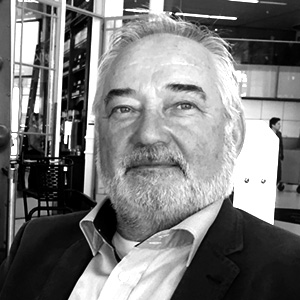 Glass artist Andrej Jakab