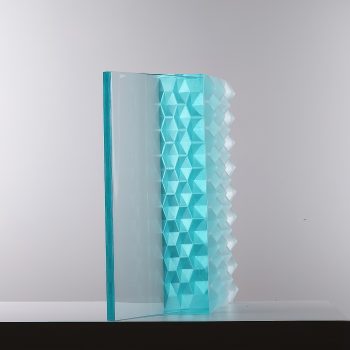 Glassart - Glass Gallery Stölting - Vladimira Klumpar Hexagone SQ 2