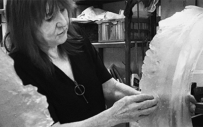 Glass artist Zora Palová